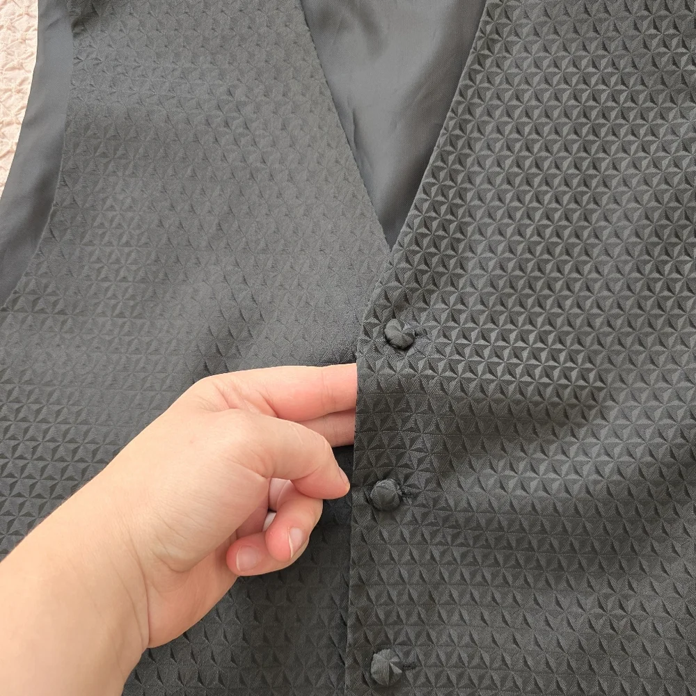 Umo Lorenzo Men's Classic Black Vest and Bow Tie Set Size S